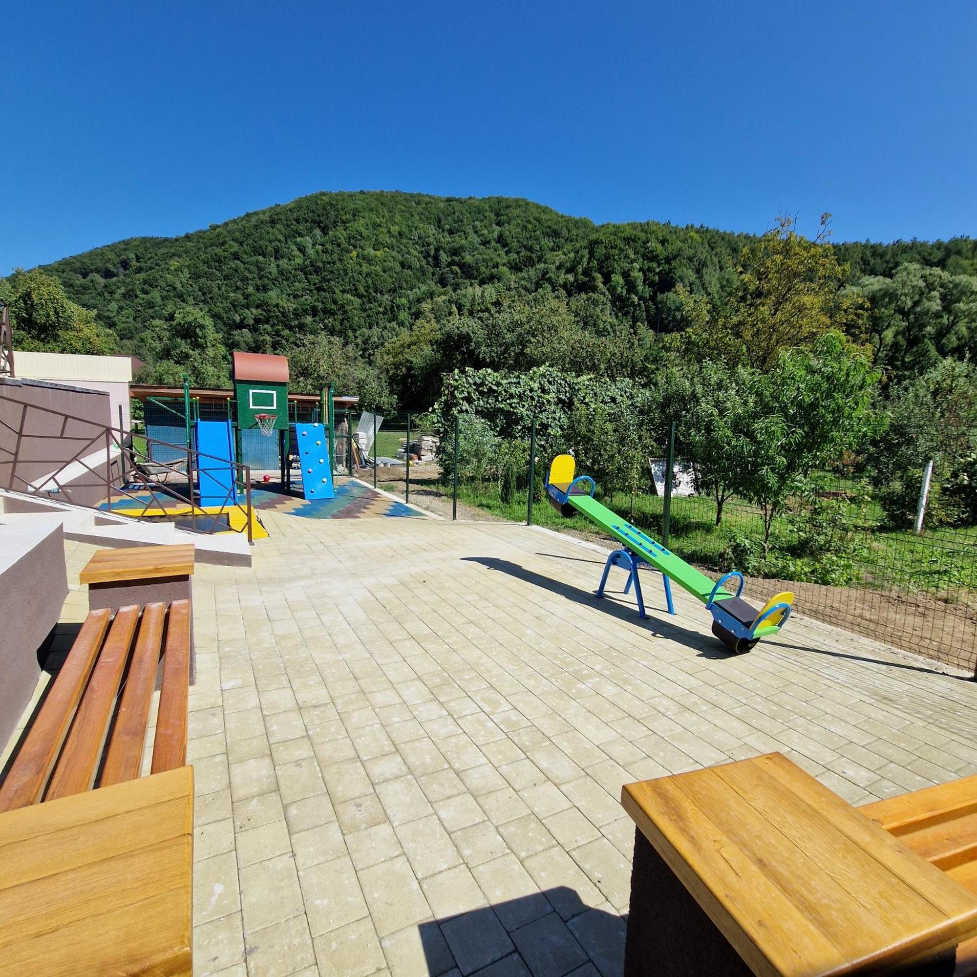 Усадьба " У Артура" Solotschyn Exterior foto